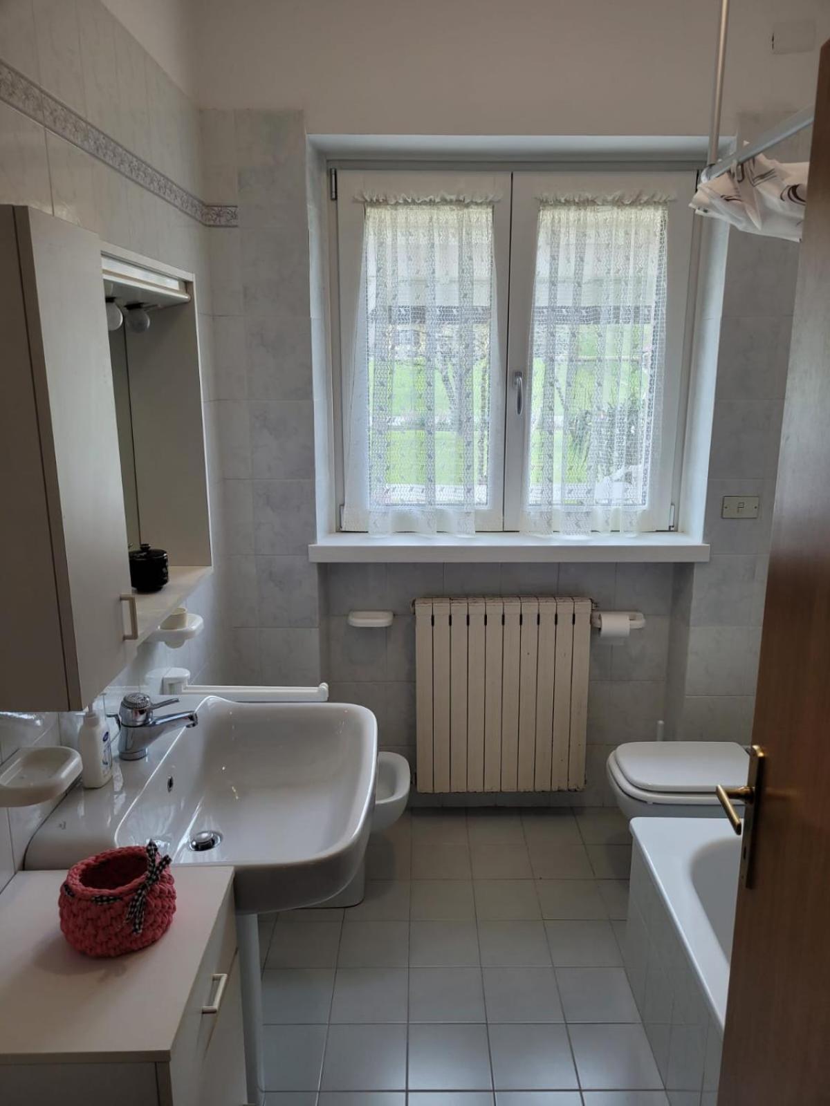 Appartamento Casa Vescovi Tiarno di Sopra Esterno foto